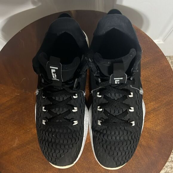 🏀 Nike LeBron Witness V5 Black/White Basketball Shoes LEBRON JAMES - Sz 8 - GUC - Picture 8 of 14